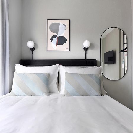 Numa Zurich Turi Aparthotel Bagian luar foto